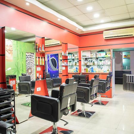 Hotel Rajmahal Guwahati Zewnętrze zdjęcie