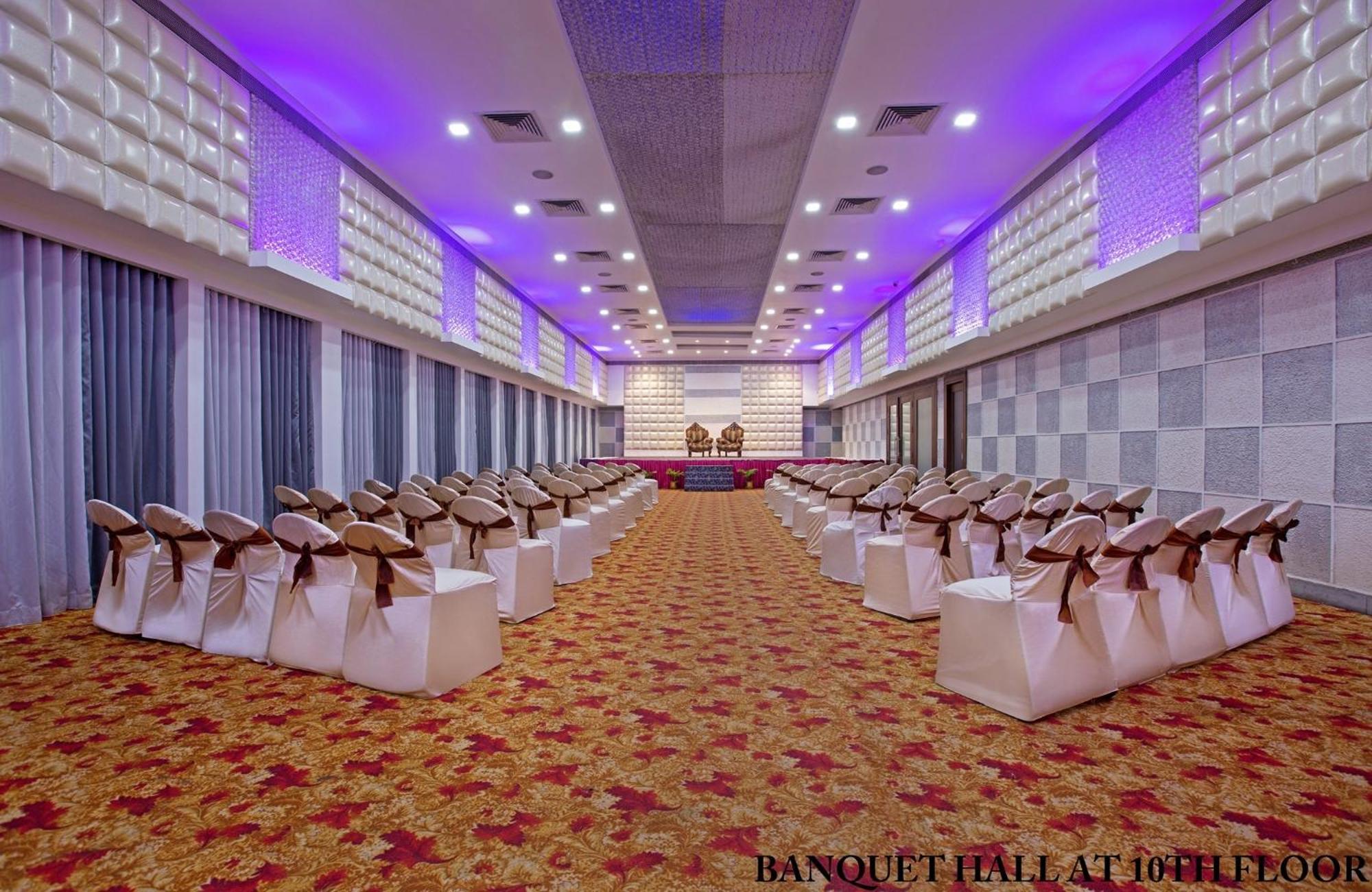 Hotel Rajmahal Guwahati Zewnętrze zdjęcie