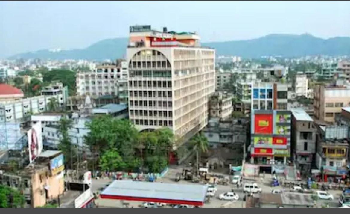 Hotel Rajmahal Guwahati Zewnętrze zdjęcie